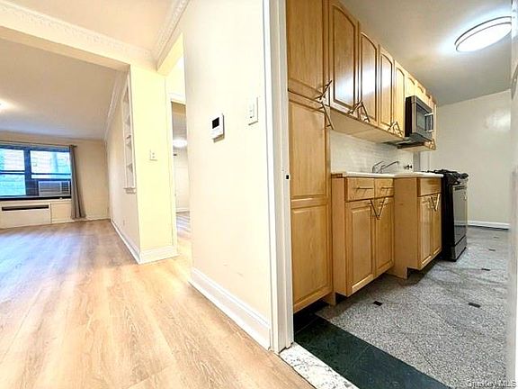 5th image of 7350 Bell Blvd APT 1A