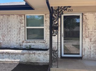 2513 Normont Cir, Fort Worth, TX 76103
