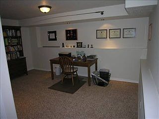 4th image of 2424 42nd St