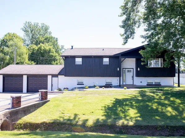 6621 Kremer Rd, Evansville, IN 47720