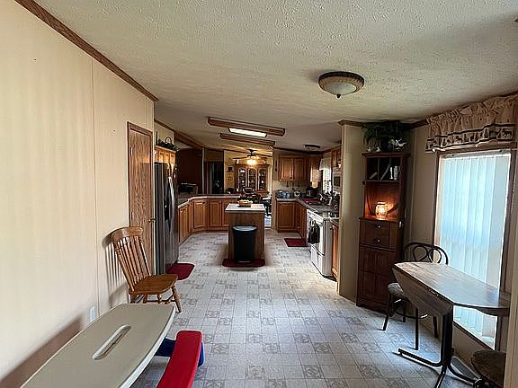 5th image of 103 Twin Oaks Dr