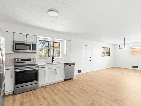 5th image of 4721 Comanche Rd NE