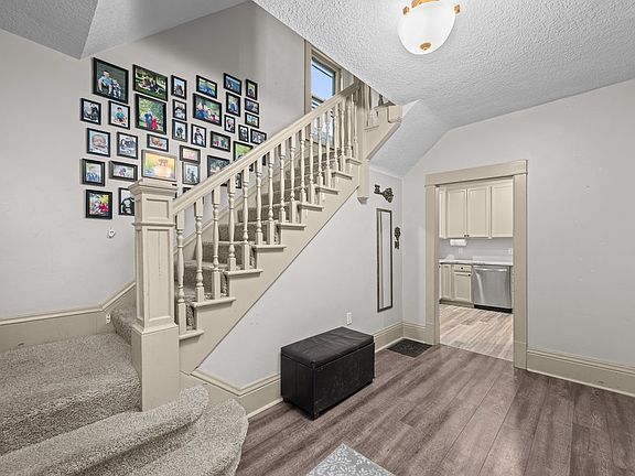 4th image of 506 E Rusholme St