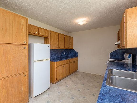 3rd image of 2776 Benton Dr