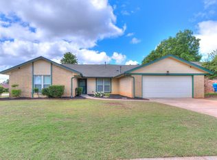3317 Hunting Hawk Cir, Edmond, OK 73013