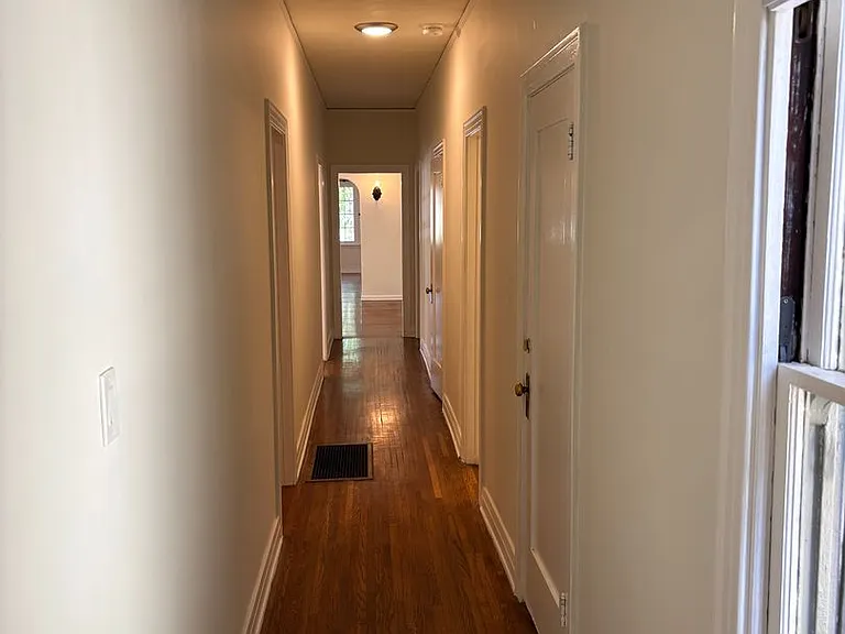 6284-6286 Commodore Sloat Dr — Photo 6