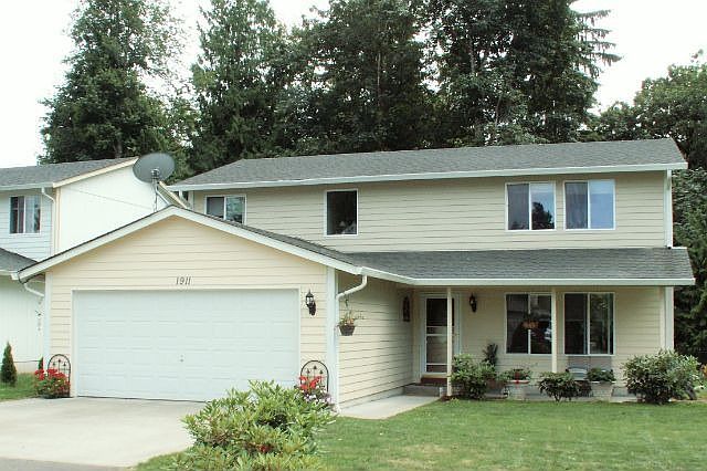 1st image of 1911 19th Ln SE