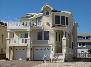 232 N 4th St, Surf City, NJ 08008