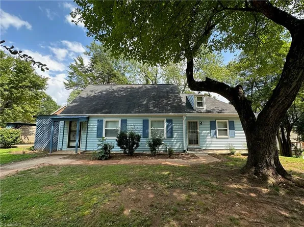 1012 Louise Rd, Winston Salem, NC 27107