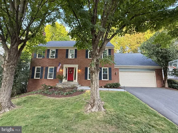 1623 Linway Park Dr, Mc Lean, VA 22101