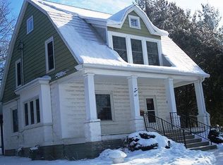 615 S Court St, Platteville, WI 53818