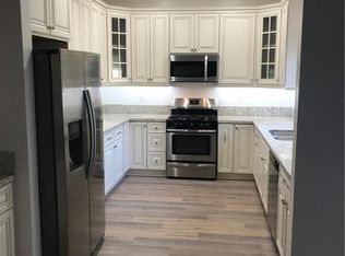 6227 Atoll Ave, Valley Glen, CA 91401