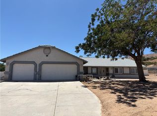 21923 Pacific St, Apple Valley, CA 92308