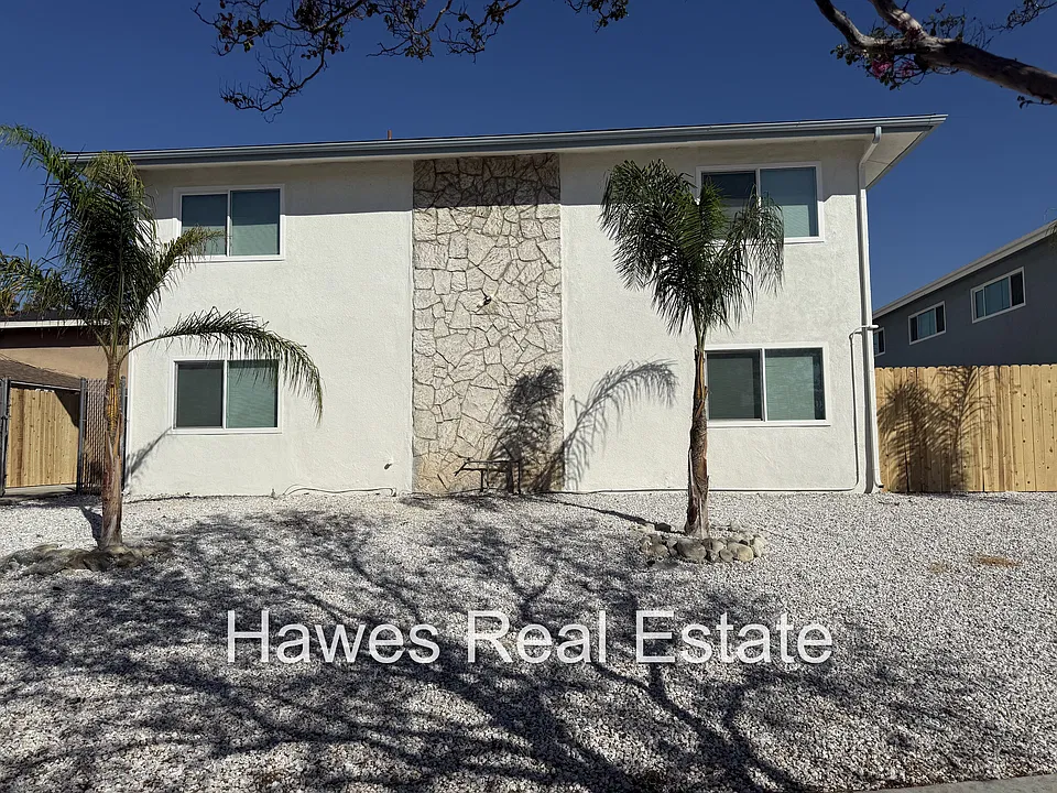 Fully Remodeled Apartment for Lease