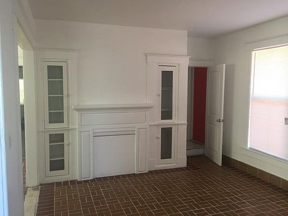 2nd image of 115 NE 22nd St