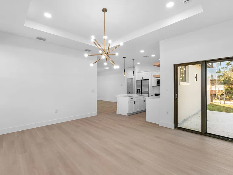 2583 Kabbaby St — Photo 7
