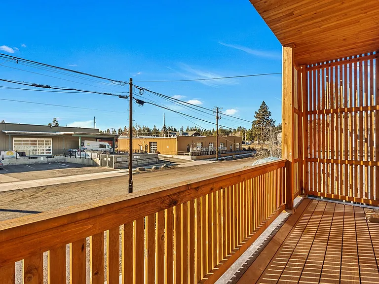 1325 NW Albany Ave #2 — Photo 10