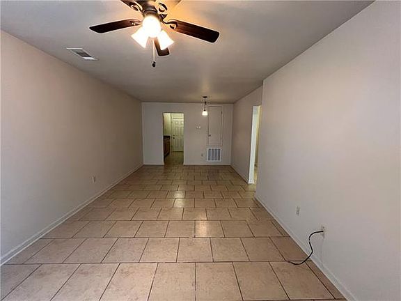 3rd image of 2222 Bartolo Dr