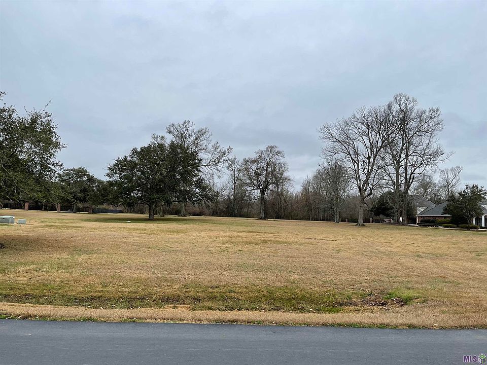 2nd image of LOT 8 Laurel Lakes Ave