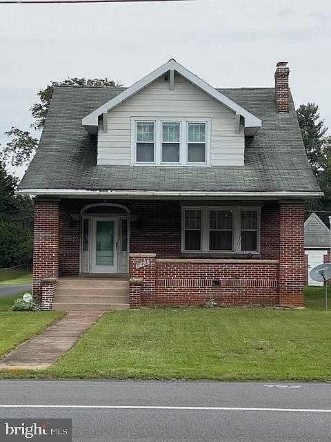 1st image of 17406 W Washington St