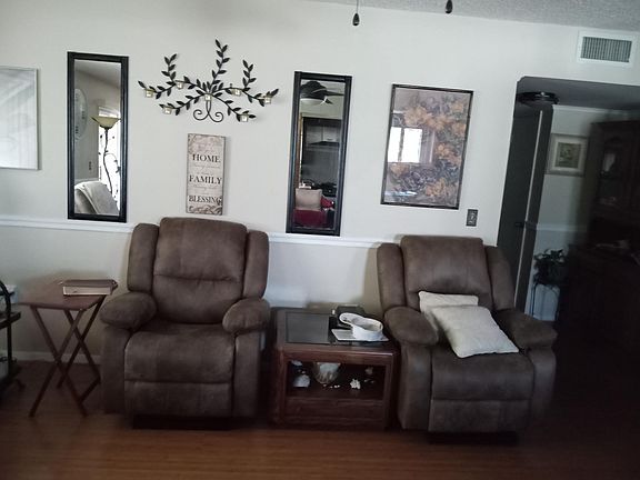 3rd image of 10341 W Kingswood Cir