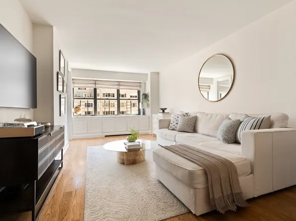 178 East 80th Street image 1 of 11