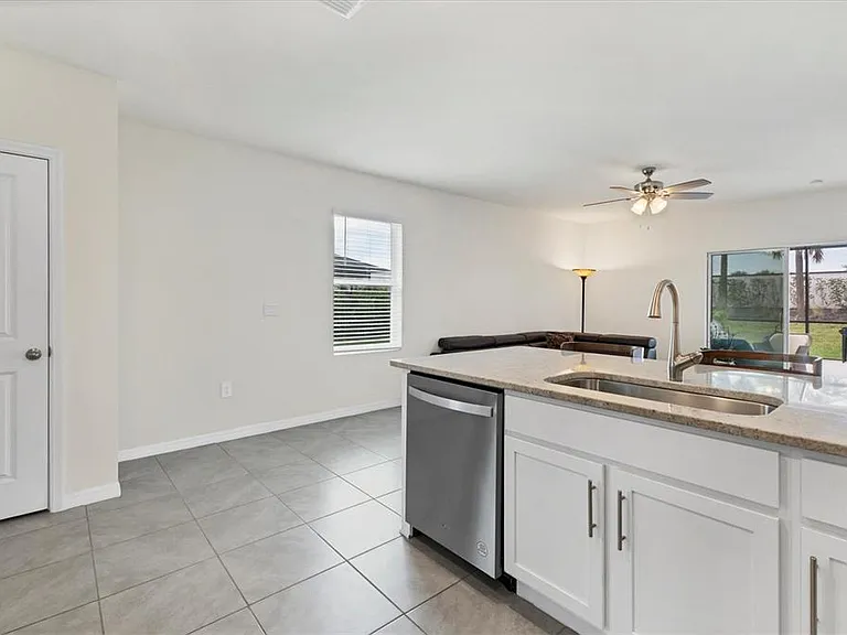 3293 Hilltop Cir — Photo 12