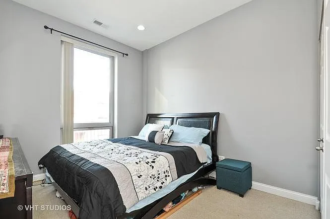 2035 S Indiana Ave #504 — Photo 7