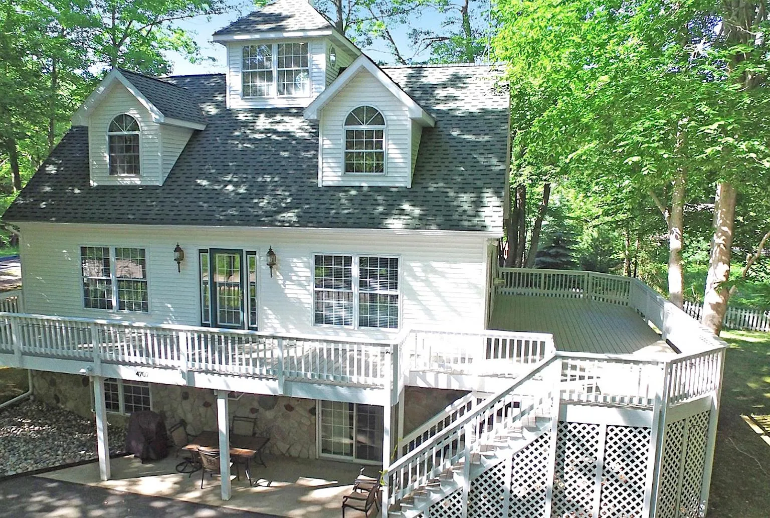 4707 N Ridge Rd — Photo 1