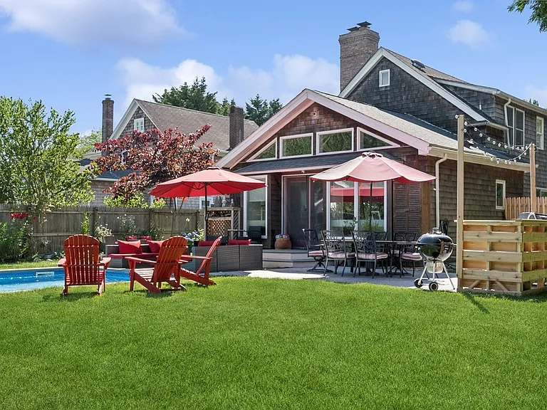 24 Pleasant Ln — Photo 11