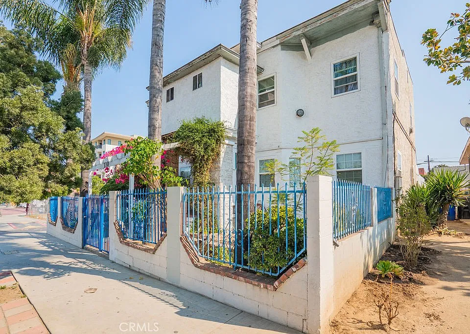 110 S Soto St #4