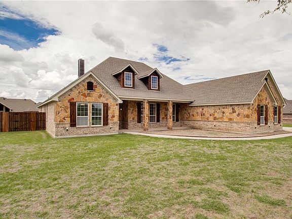 2nd image of 107 Black Oak Dr