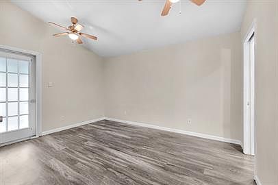 1st image of 2705 Sunrunner Ln