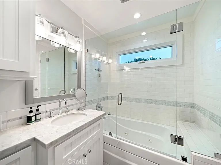 45 Emerald Bay — Photo 33