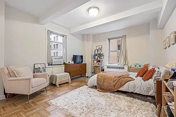 Rented by Oxford Property Group | media 11