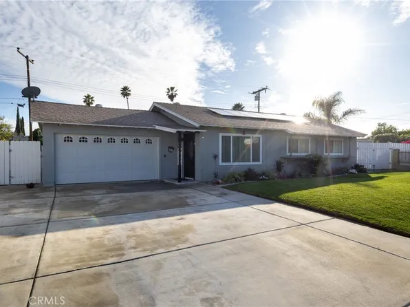 669 W Grovewood St, Bloomington, CA 92316