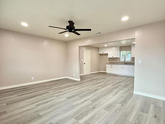 3rd image of 9762 S Shaft Ave