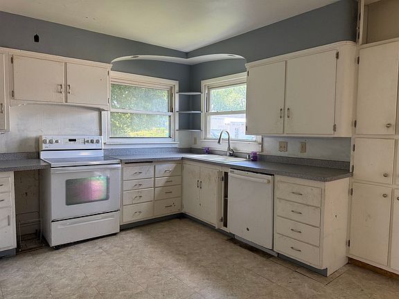 5th image of 10248 E County Road A