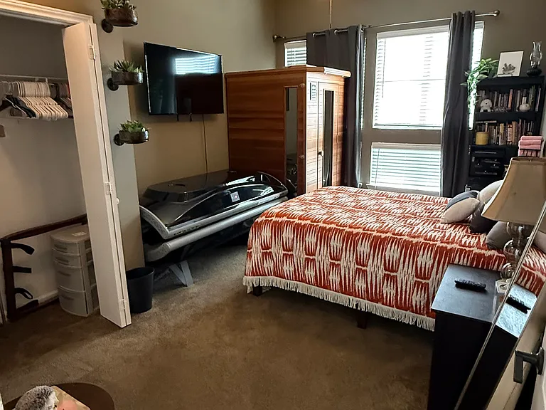 Bedroom #1 with sauna and tanning bed