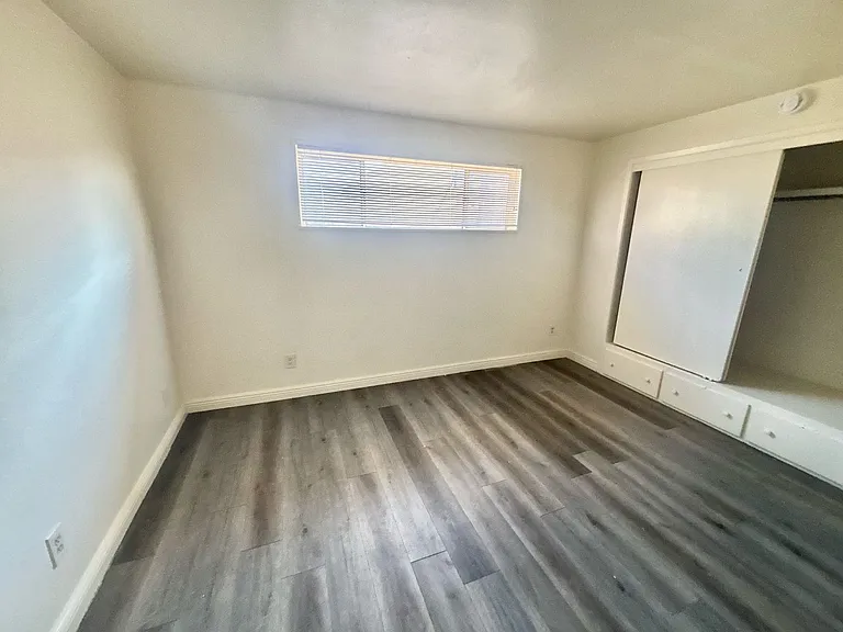 1024 Alvarado Dr SE — Photo 5