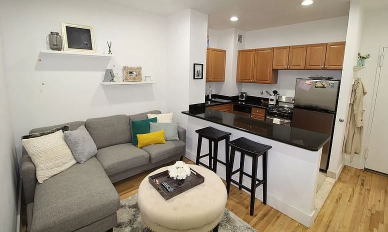 1st image of 213 E 37th St #6K