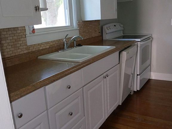 5th image of 2120 Avenue C