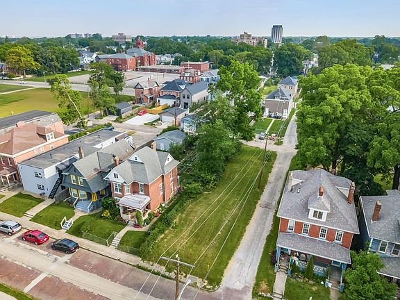 3rd image of 1442 Franklin Ave