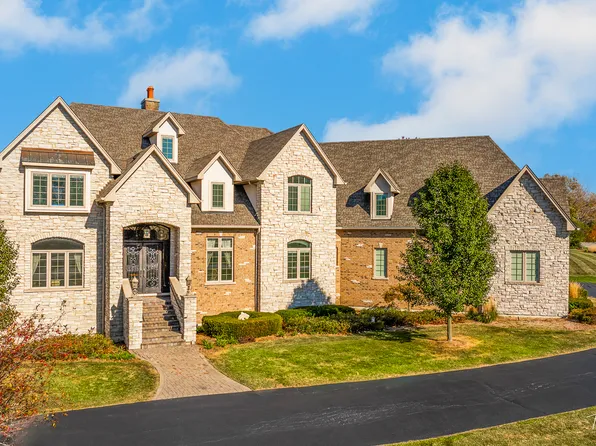 194 Marie Dr, Inverness, IL 60010