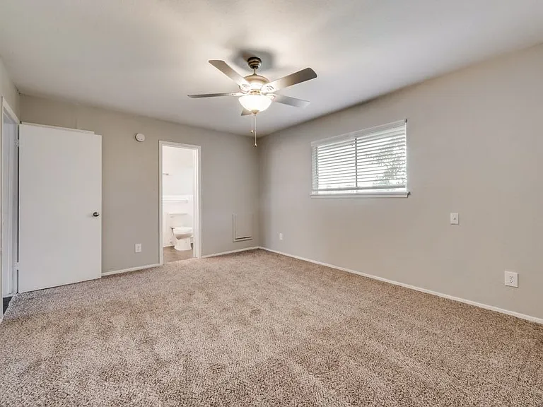 The Bianca Apartments — Photo 8