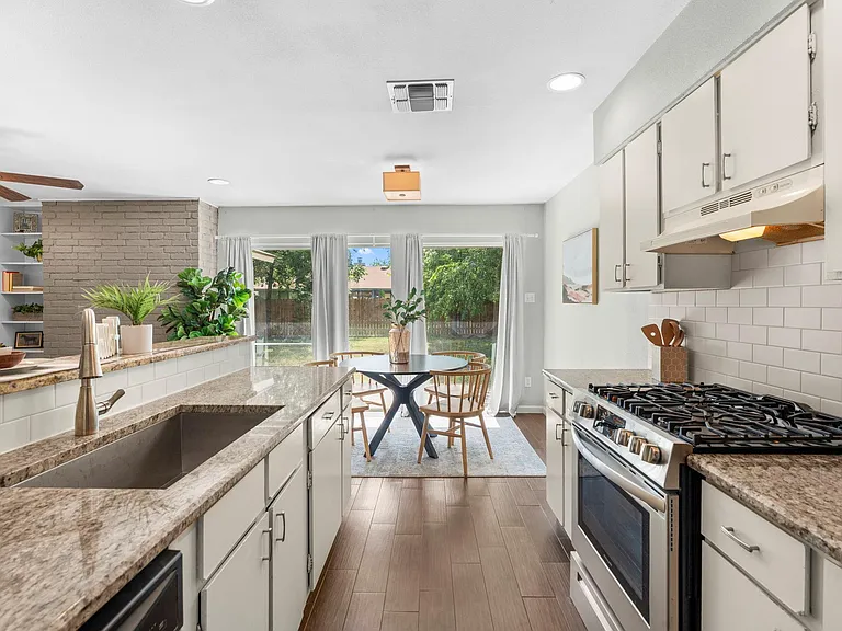 12314 Double Tree Ln — Photo 16