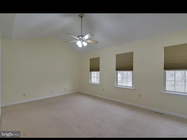15 Deep Hollow Ln — Photo 13