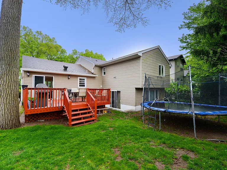 38-55 Van Riper Pl — Photo 22