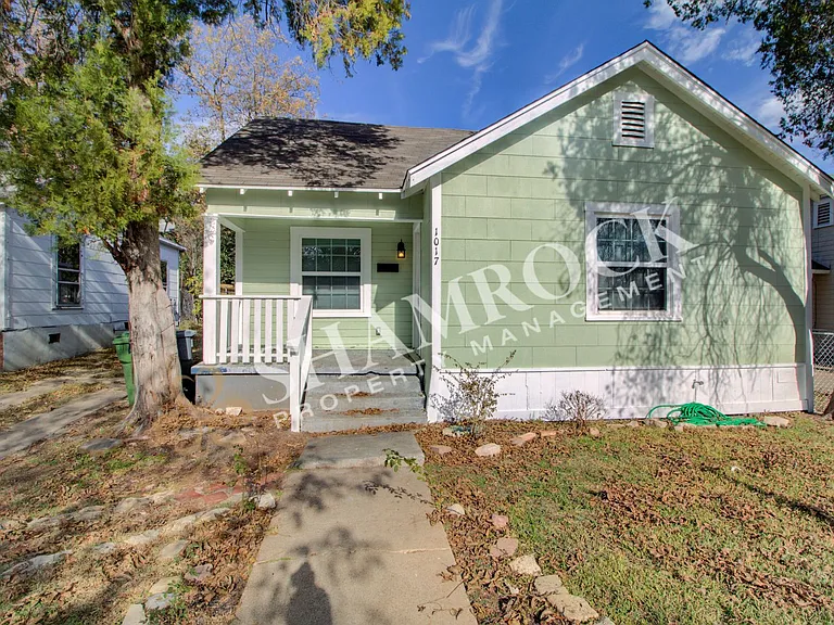 1017 N 31st St — Photo 2