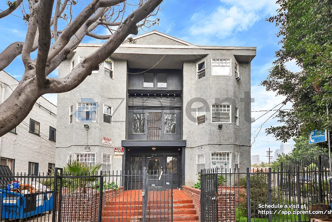 1 bed, 400 sqft, $1,910 — Photo 1